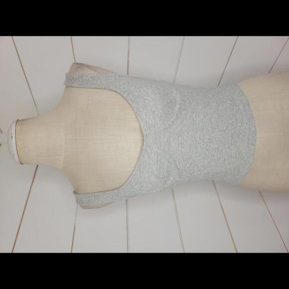 Aerie small grey defined chest crop tank top - Picture 1 of 3